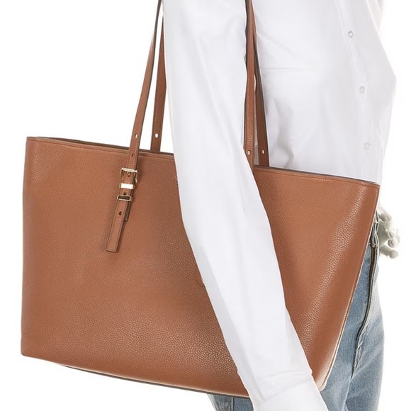 Michael Kors | Quinn Large East-West Tote Bag - Picture 3 of 15